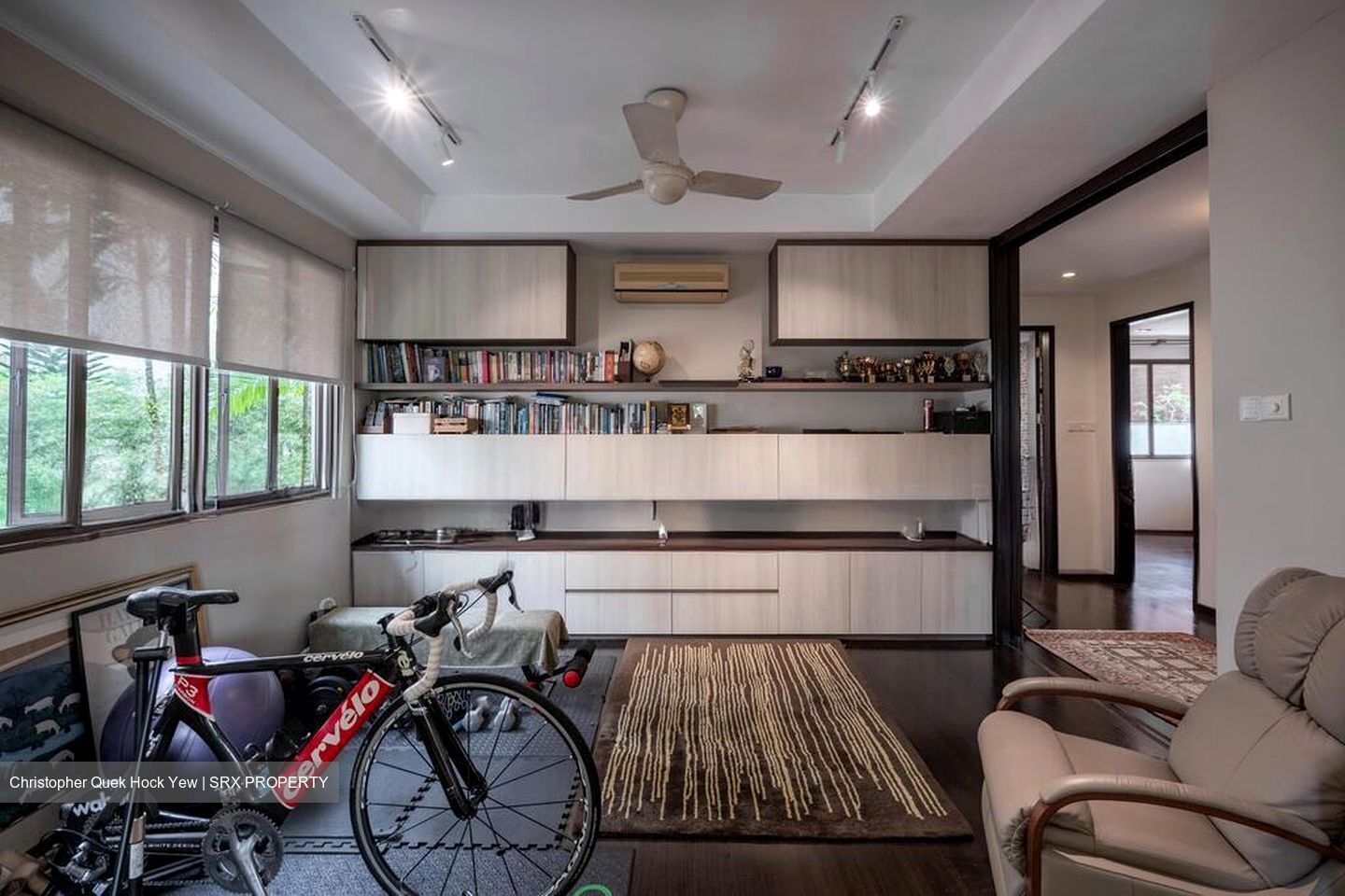 Hillcrest Park (D11), Terrace #577417631